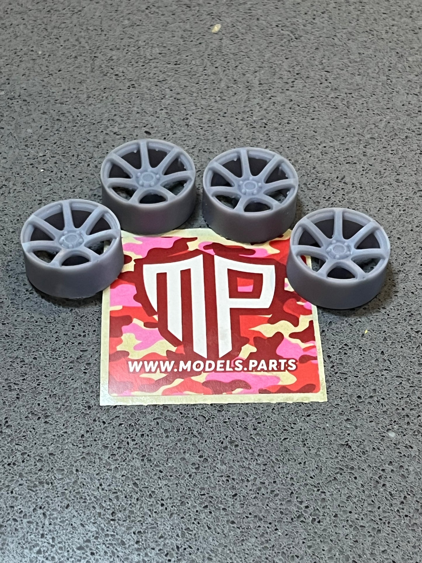 Gem R 7 spoke deep dish wheels