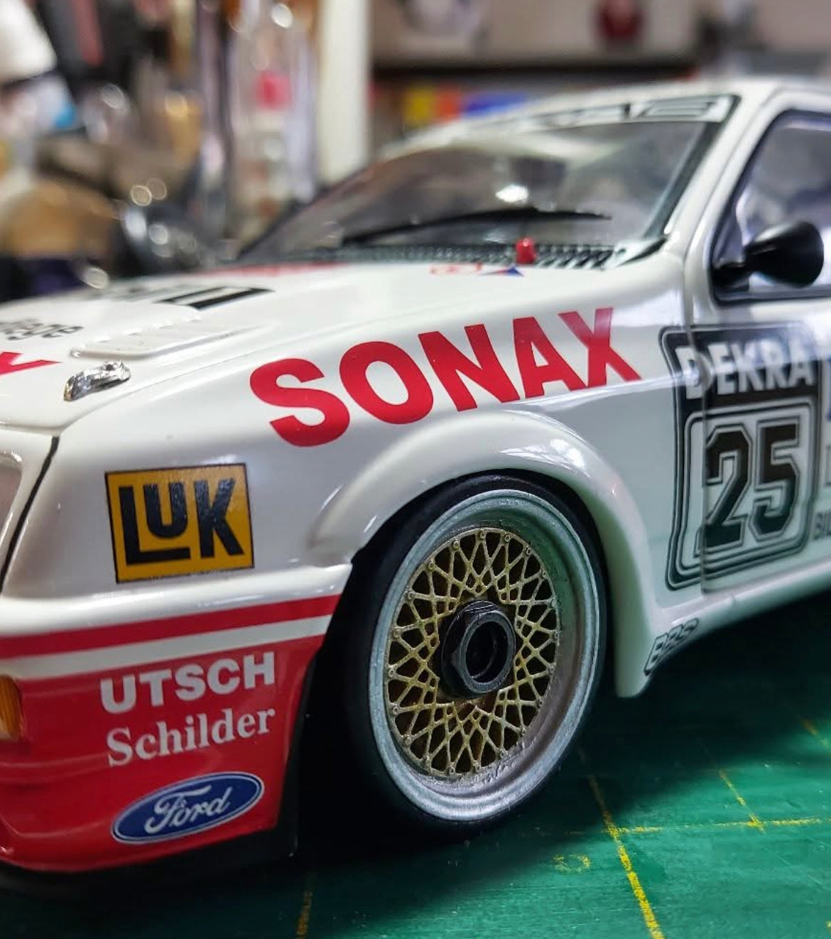 Ford Sierra Cosworth Centre Lock wheels