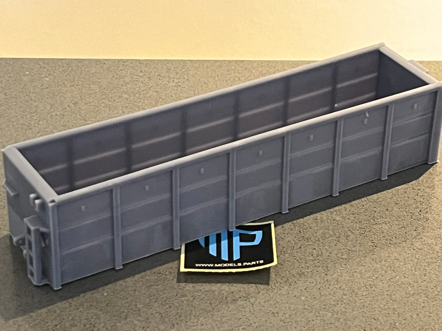 Tipper trailer box