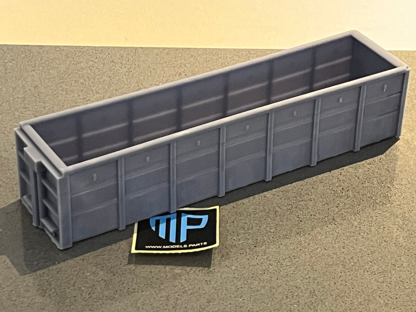 Tipper trailer box