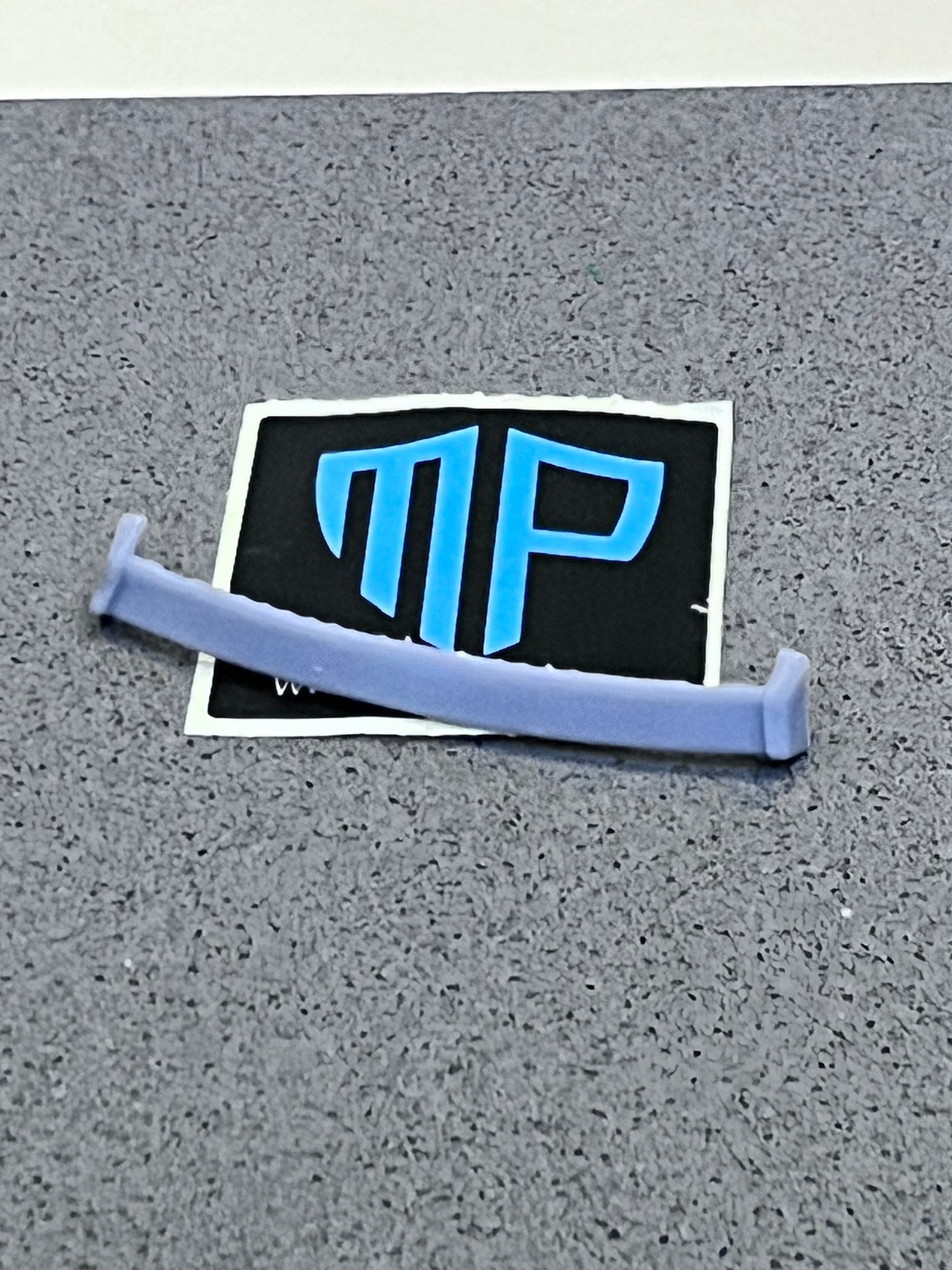 Subaru Impreza 2006 roof spoiler