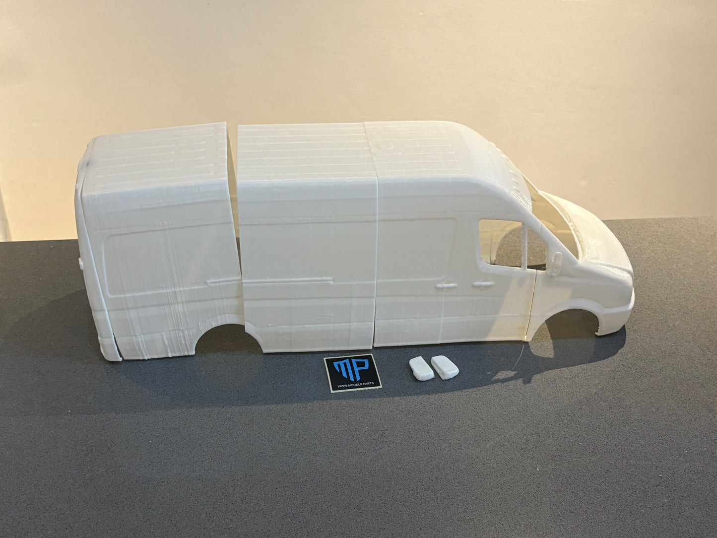 Mercedes Benz sprinter 2014 Van shell body