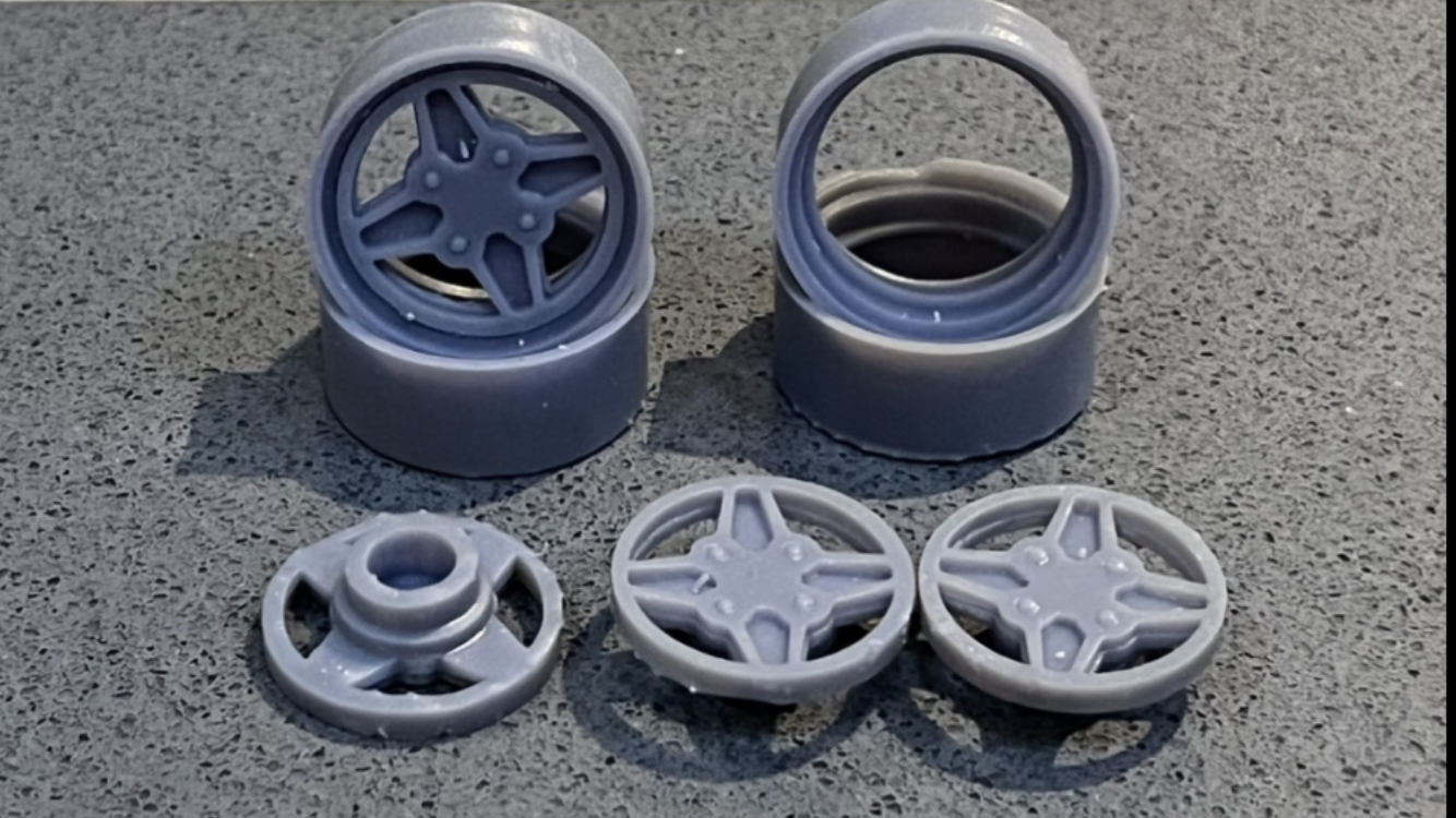 Ford Escort RS 4 spoke Revolution wheels