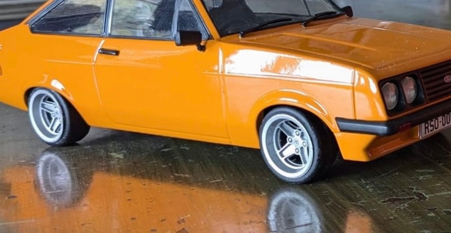 Ford Escort RS4 4 spoke revolution wheels